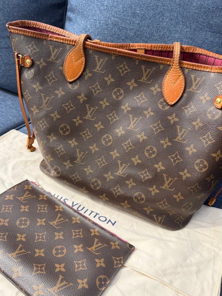 Louis Vuitton Neverfull MM monogram pouch tote pink inner