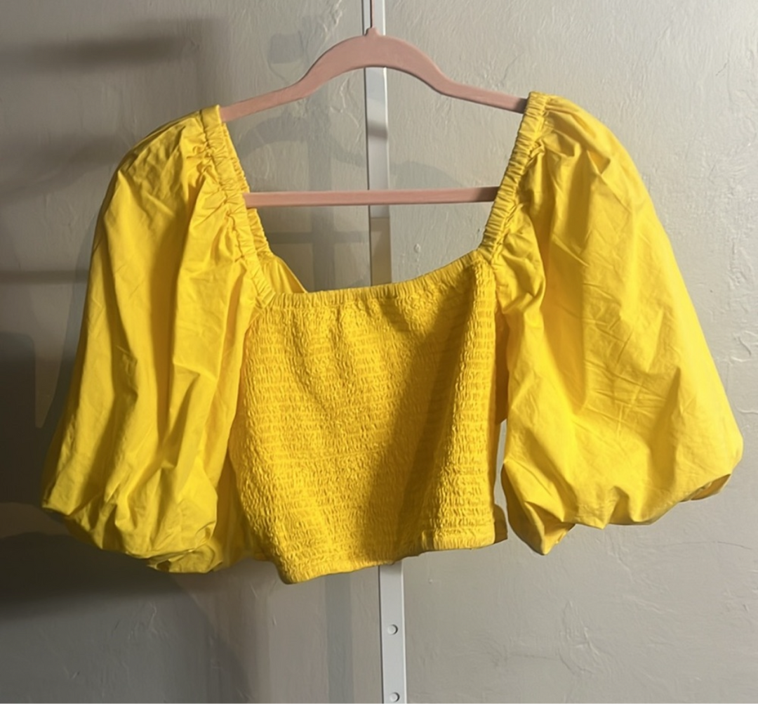 Amazon The Drop yellow Puff Sleeve Sweetheart Top by @tenickab