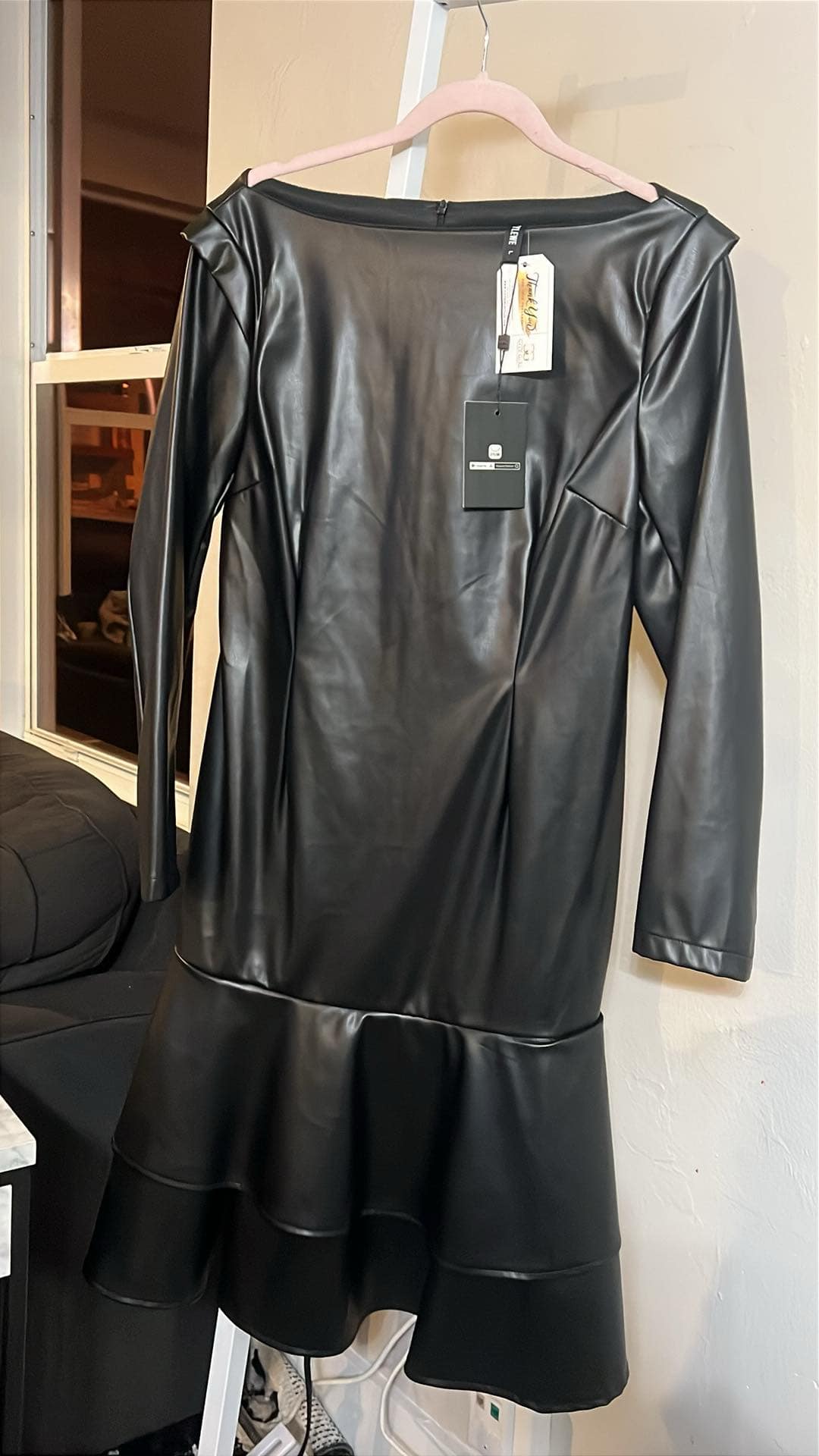 StyleWe black faux leather long-sleeve dress sz L City Girl Styled StyleWe black faux leather long-sleeve dress sz L City Girl Styled